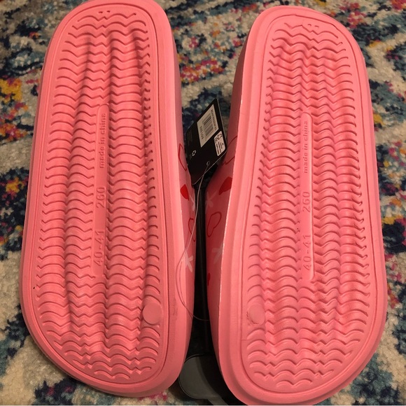 Pink Strawberry Slides - Picture 3 of 4